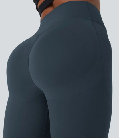 High-Waist Performance Leggings with Pockets